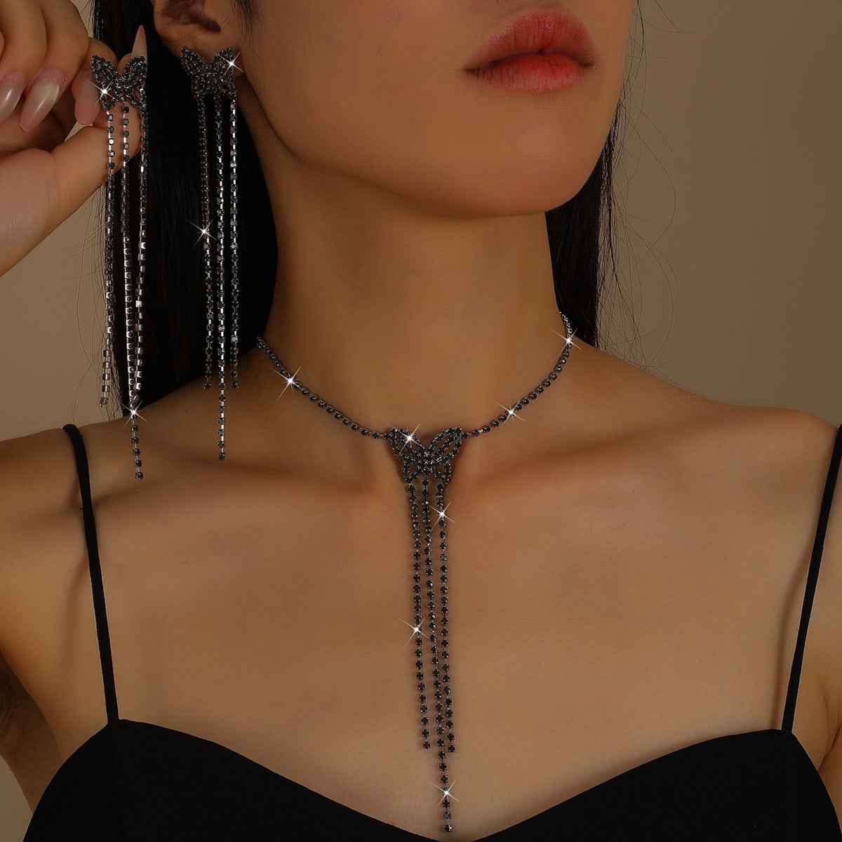 Women's Halloween Exaggerated Shiny Crystal Black Bow Necklace Earrings Two-Piece Set Dropshipping