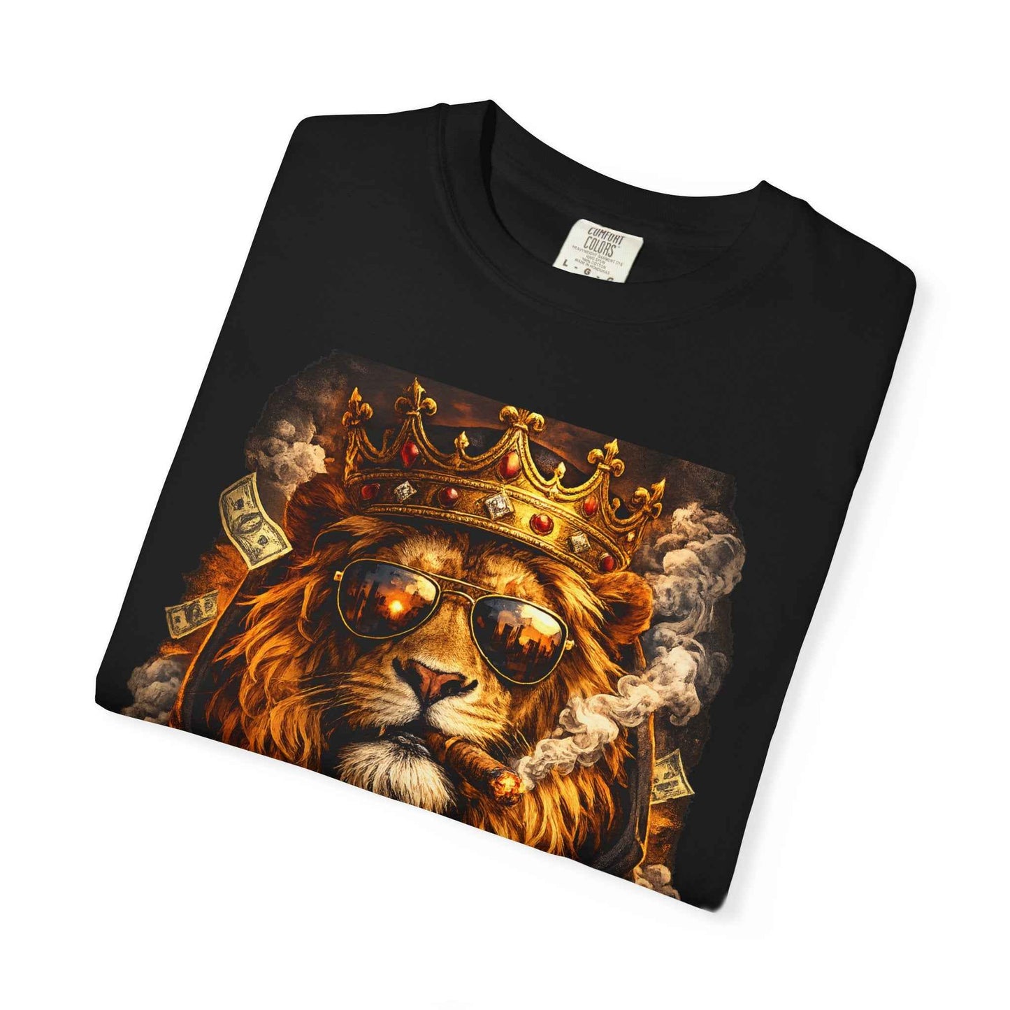 Lion King Graphic T-Shirt — Regal Crowned Lion Design